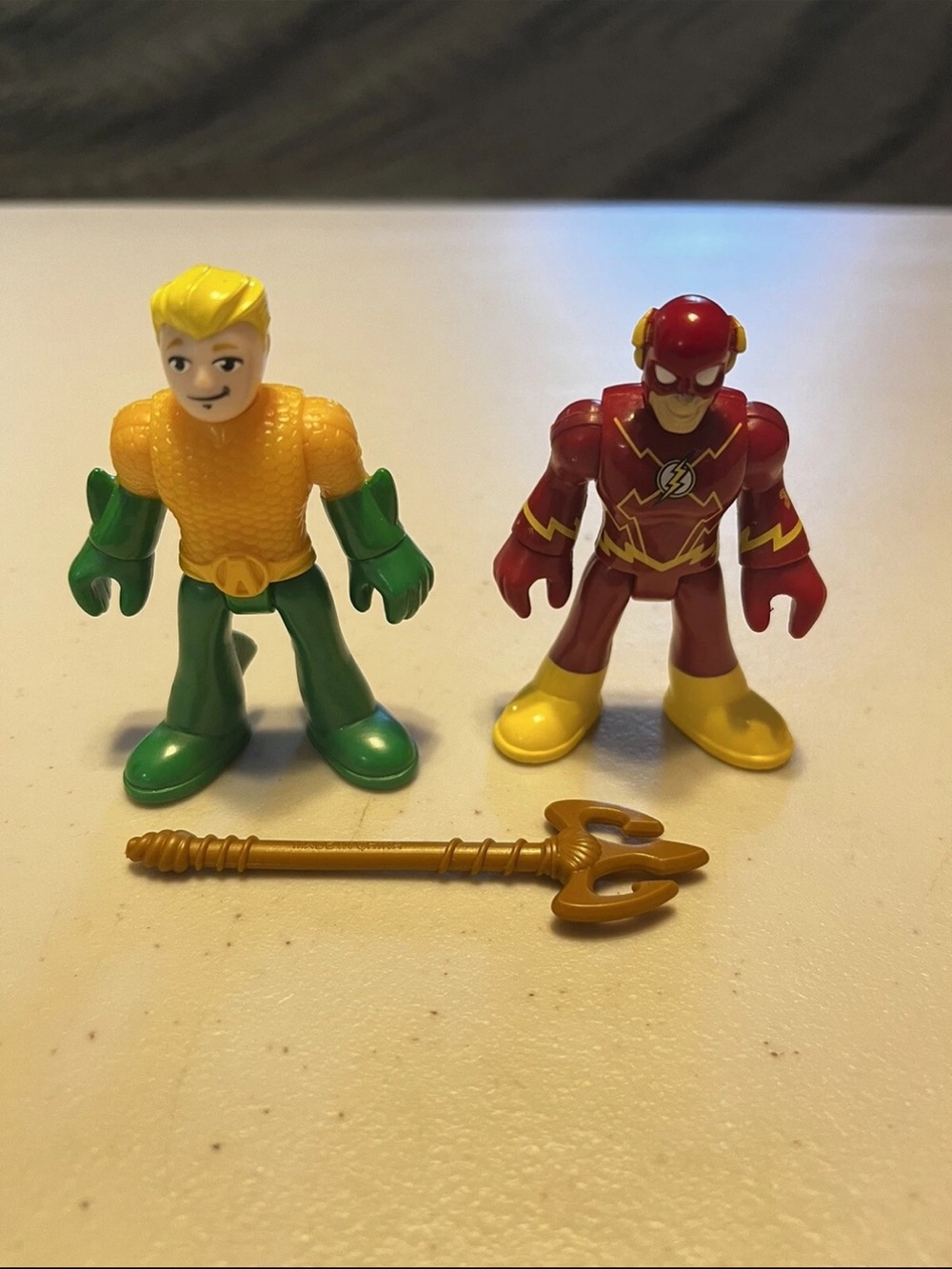 Fisher Price Imaginext DC Justice League Super Friends Flash and Aquaman 2 pack